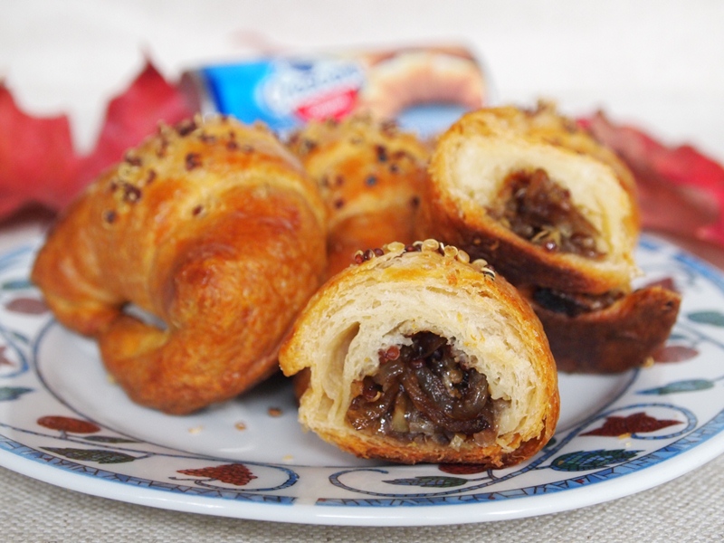 Caramelized onion and quinoa crescents. jpg